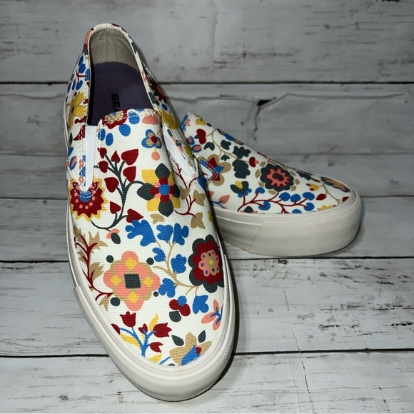 SeaVees Floral Baja Platform Lucy Rose Liberty slip-on Sneakers 6.5 NWOT RARE - Picture 2 of 7